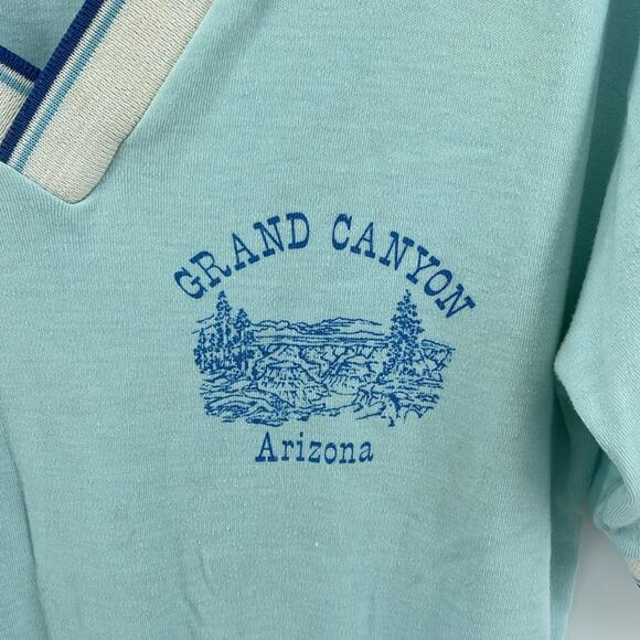 Vintage single stitched Grand Canyon Arizona V-neck banded short sleeve t-shirt - Picture 3 of 8